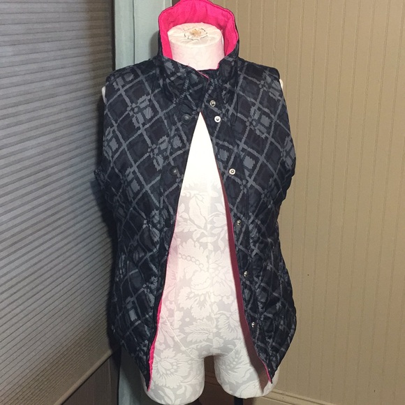 Fox puffy vest hot pink reversible to black - Picture 4 of 10